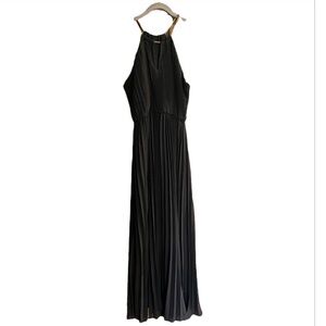 Black Pleaded Halter Dress Women’s Size XL Brand is Persun LIKE NEW